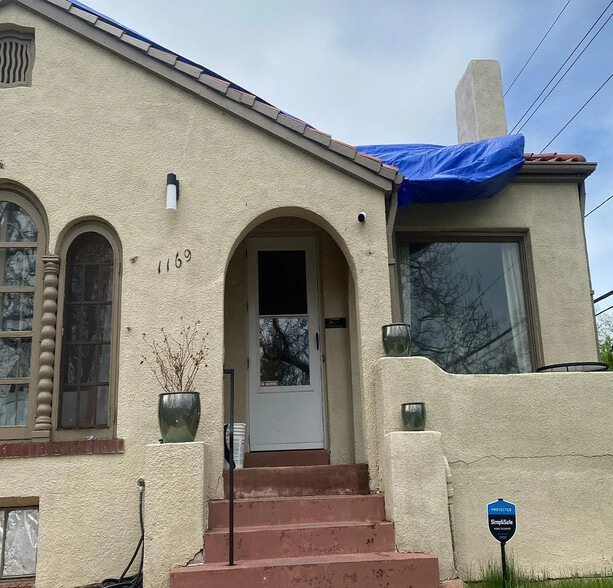 Building Photo - 1169 Adams St