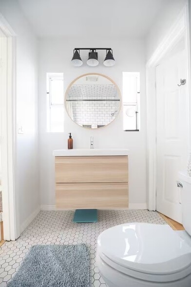 Building Photo - 4018 Higuera St