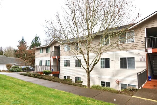 Building Photo - The Vineyards