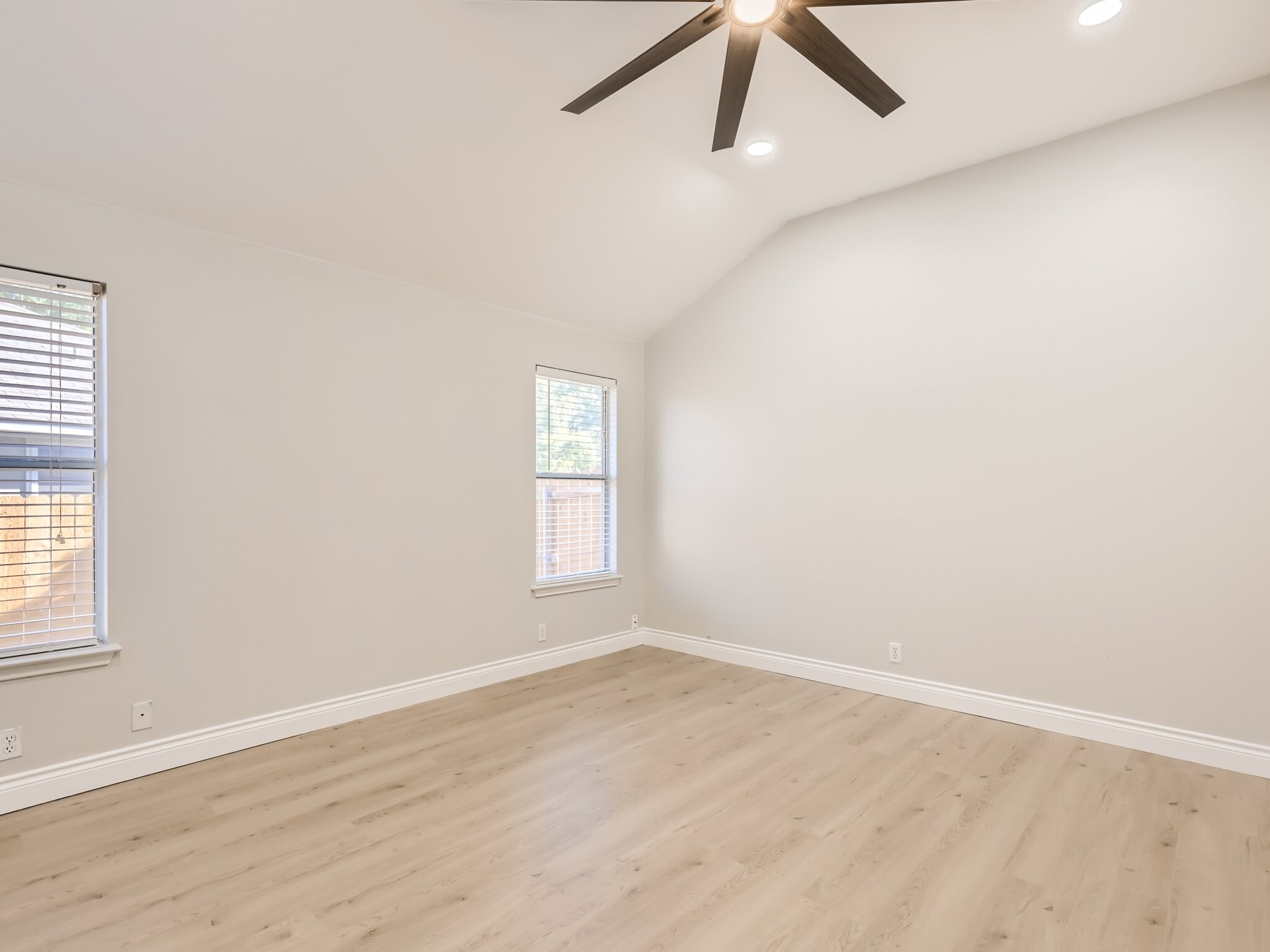 Building Photo - 201 Orchard Way