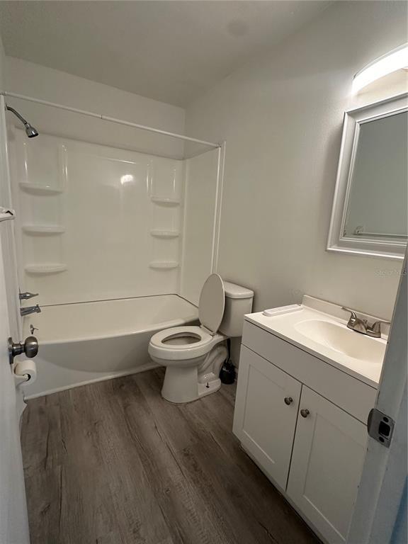 Building Photo - 704 Sunset Ave