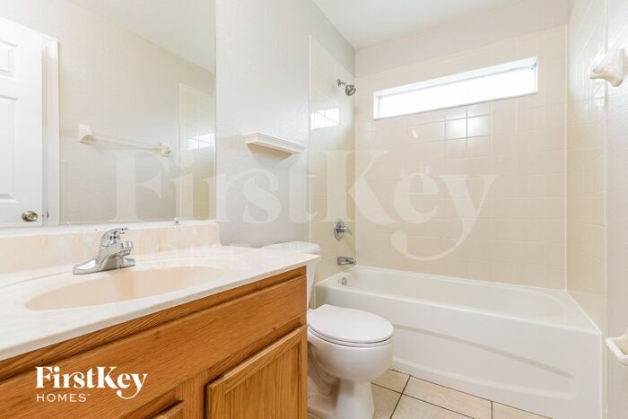 Building Photo - 2805 Shumard St