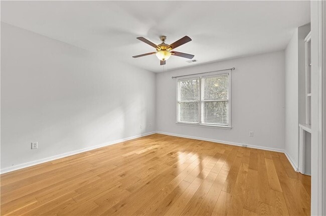 Building Photo - 1070 Admiral Crossing