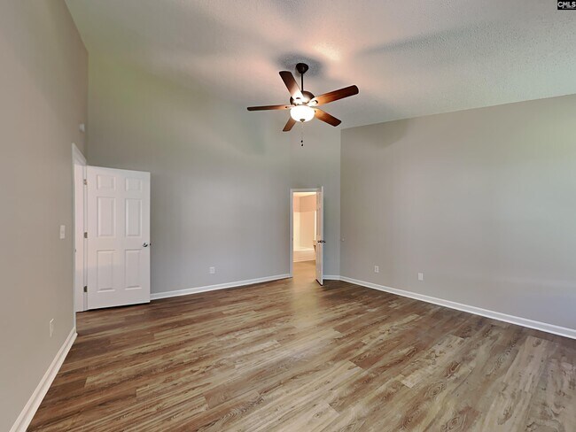 Building Photo - 38 Coachmen Ct
