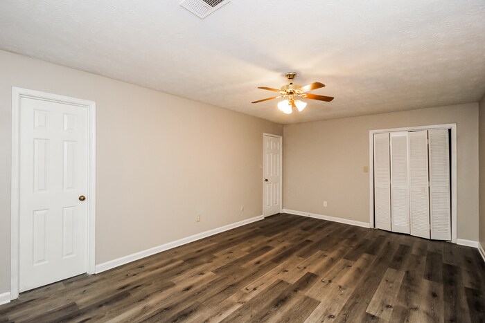 Building Photo - 3078 Jessica Dr
