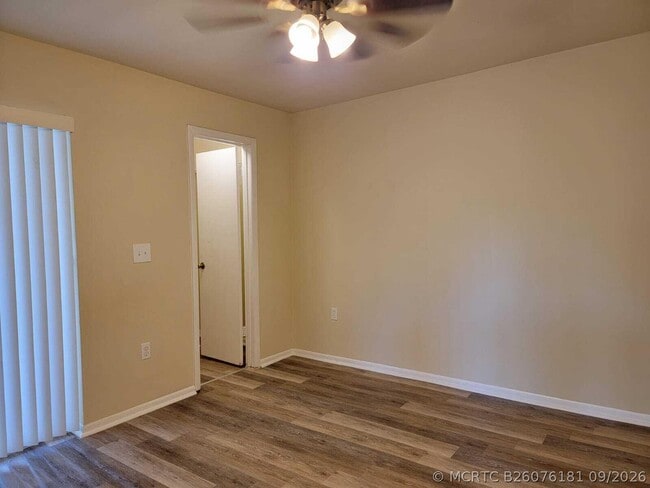 Building Photo - 4799 Via Palm Lakes