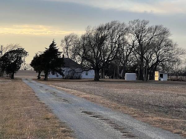 Building Photo - 8747 N 143rd St E