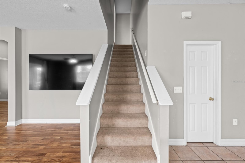 Building Photo - 5909 Wedgefield Dr