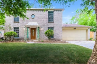 Building Photo - 18527 Sweetmeadow Dr