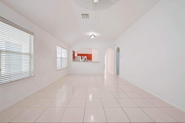 Building Photo - 7839 Dairy View Ln