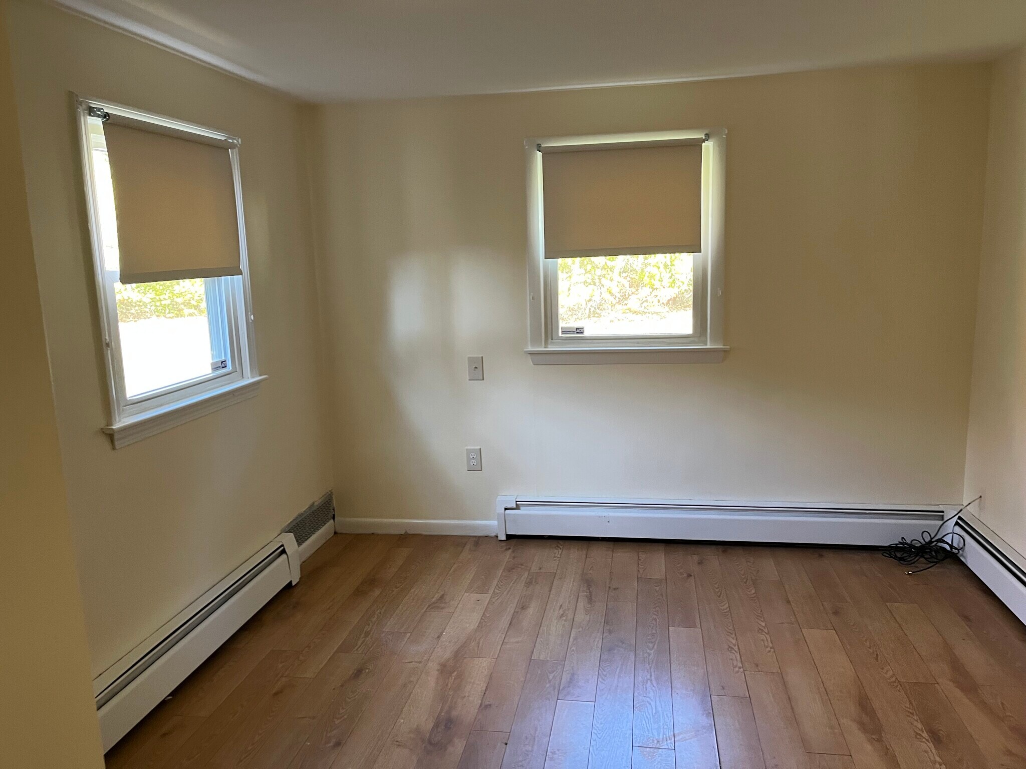 Building Photo - 31 Bridge St