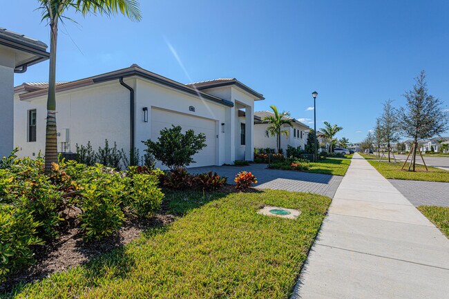 Building Photo - 9155 SW Esule Way
