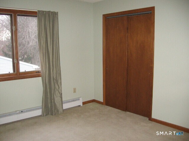 Building Photo - 219 Nichols Dr