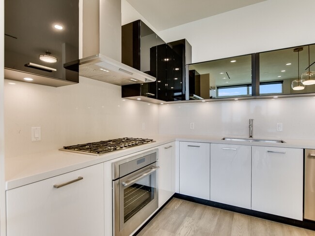 Building Photo - 123 Lexington Ave