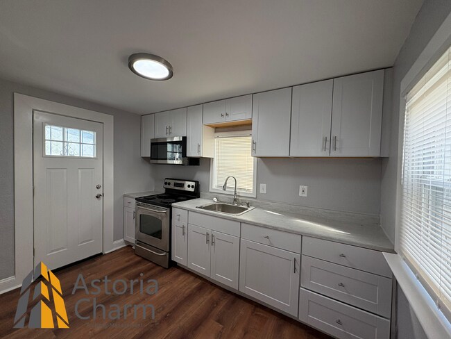 Building Photo - 2918 Ulman Ave