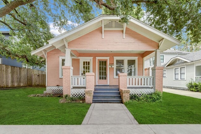 Primary Photo - Charming 3-Bedroom Cottage in The Heights