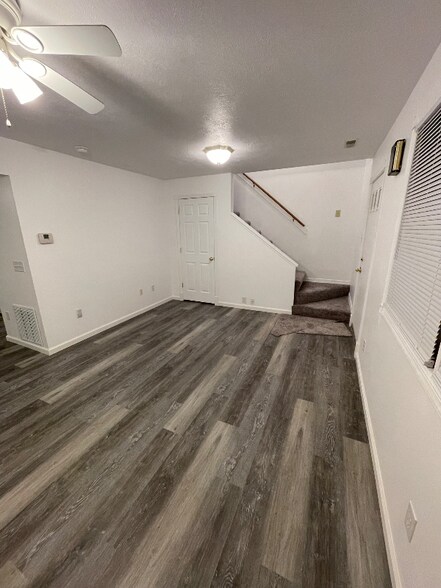 Building Photo - 110 Youngstown Rd