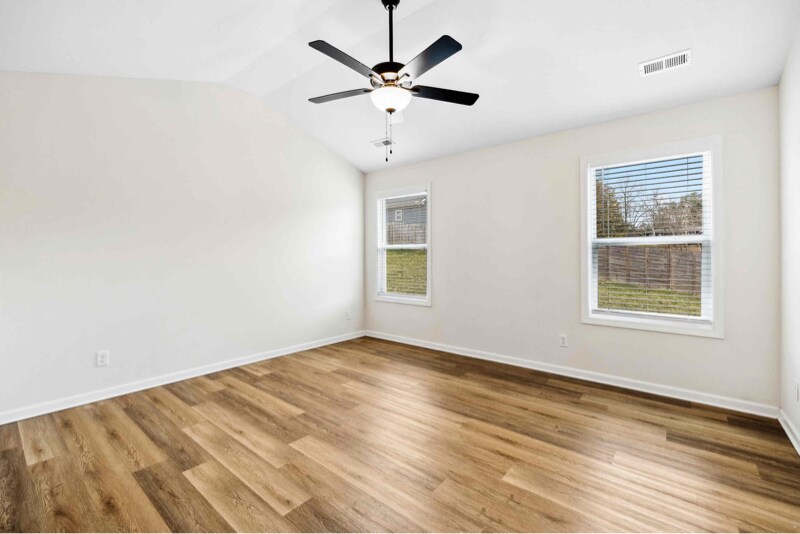 Building Photo - 5009 Spring Creek Rd