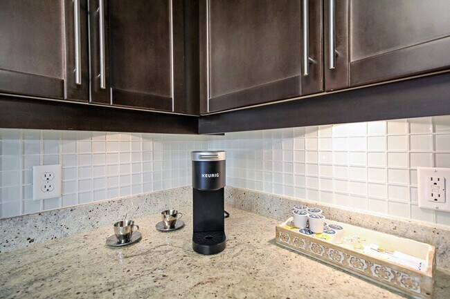 Building Photo - 599 John Carlyle St