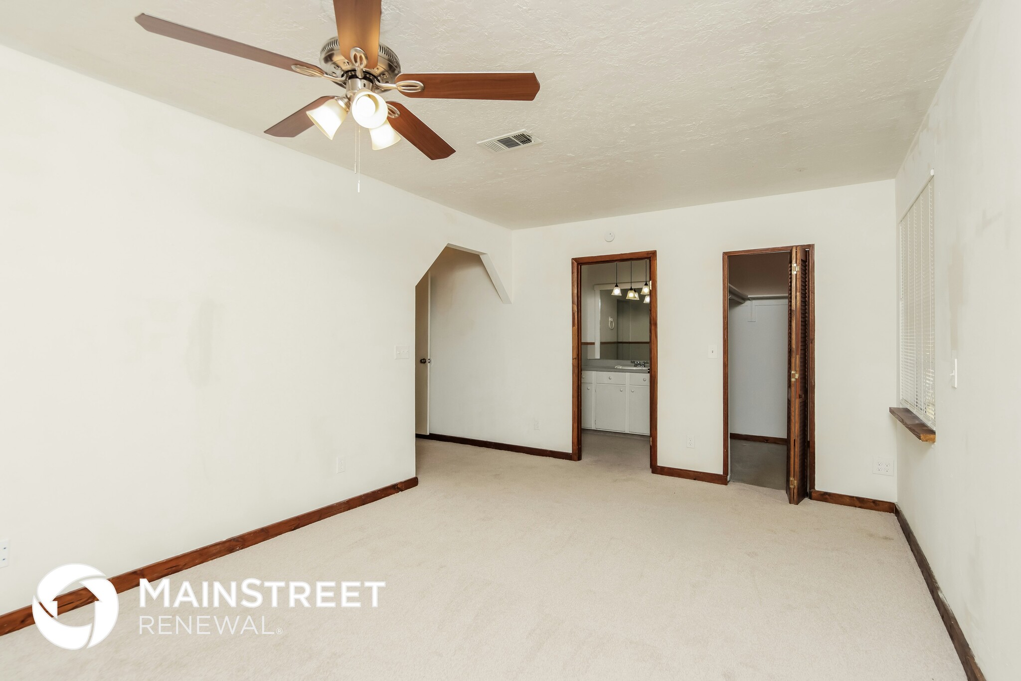 Building Photo - 811 Airport Ave SE