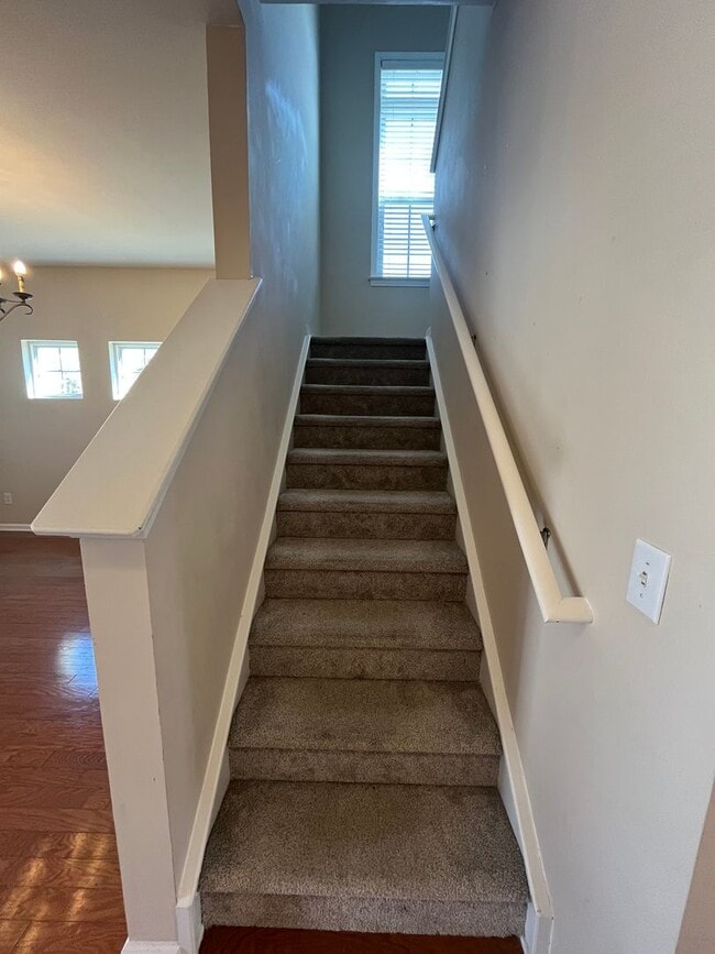 Building Photo - 4 Bedroom home in Arbor Walk