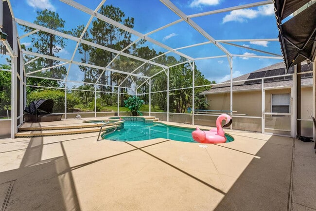 Building Photo - 412 N Hampton Dr