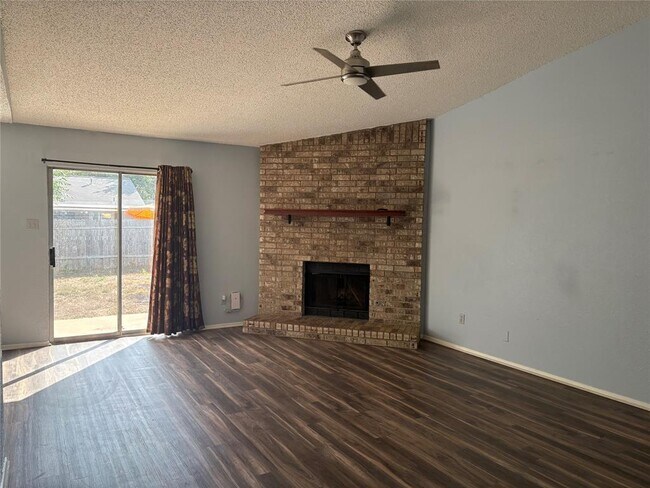 Building Photo - 12229 Mosley Ln