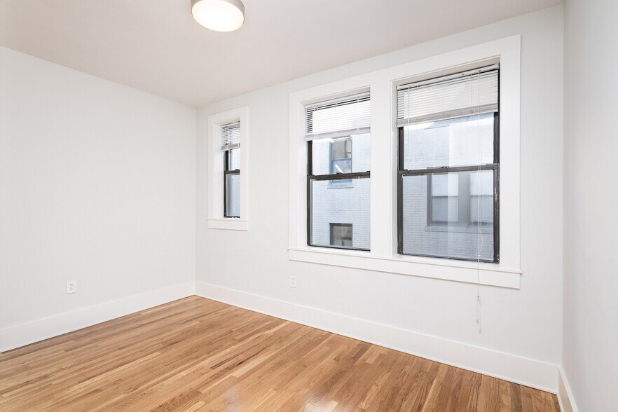 Building Photo - 8 Elko St