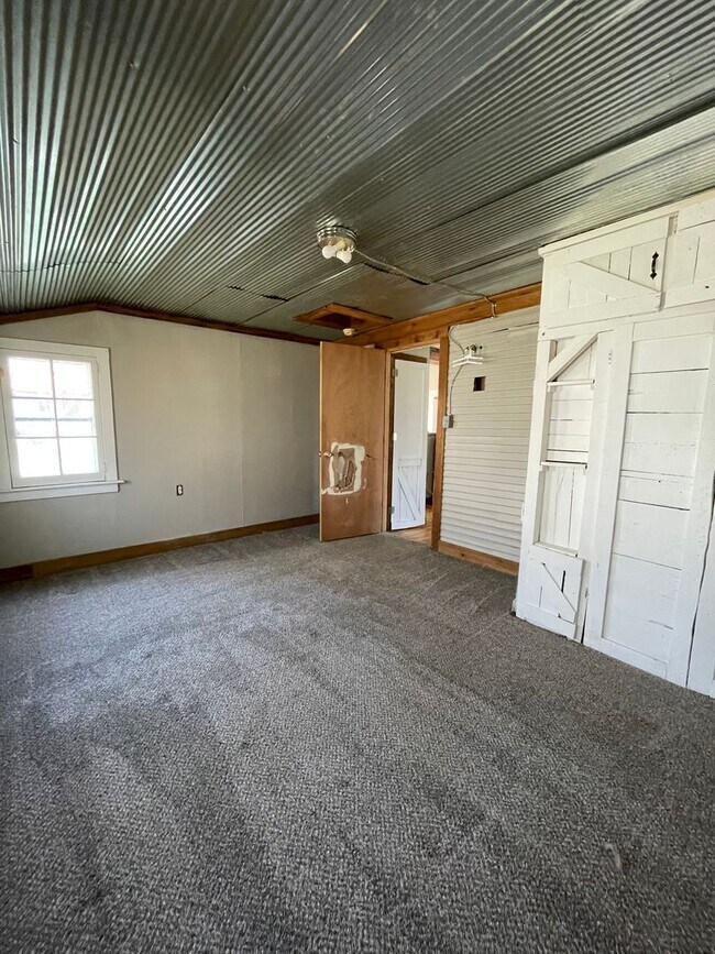 Building Photo - 209 Congress St