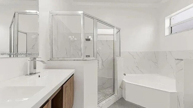 Building Photo - 2755 Dunwoodie Pl