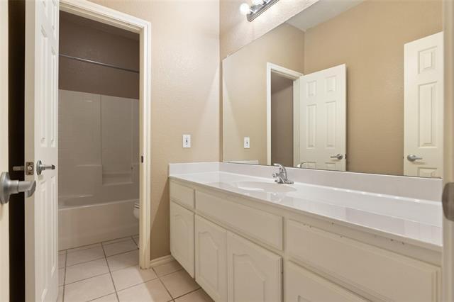 Building Photo - 5739 Derek Way