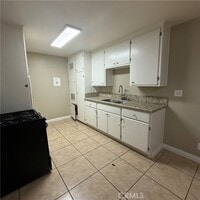 Building Photo - 343 W Vernon Dr