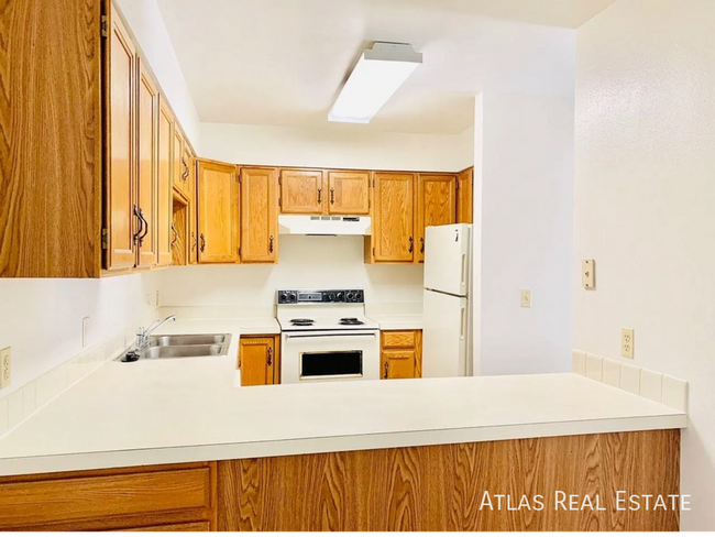 Building Photo - 2172 35th Ave Ct