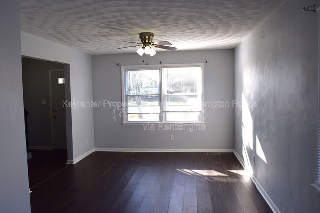 Building Photo - 215 A Settlers Landing Rd