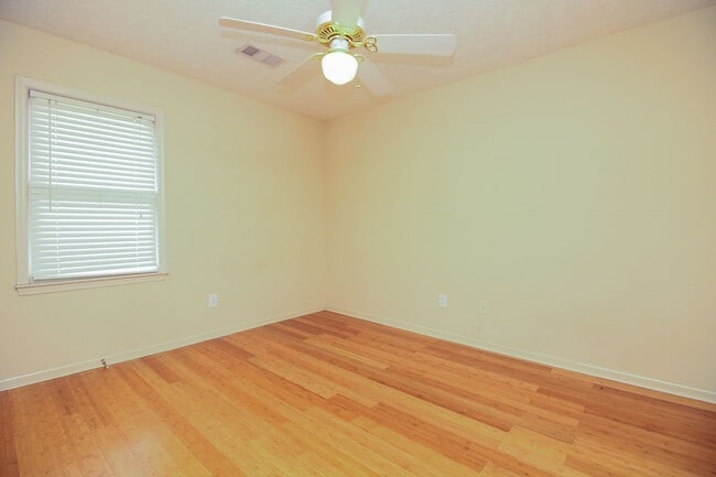 Building Photo - Updated Midland, GA Home