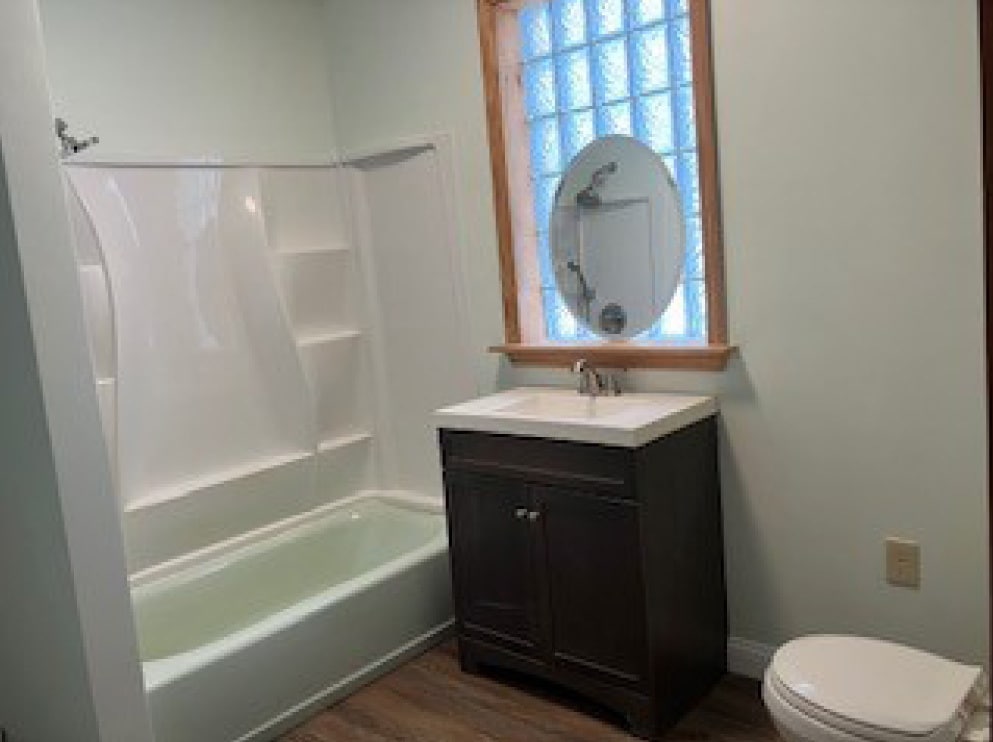 Building Photo - 4454 Floyd Dr