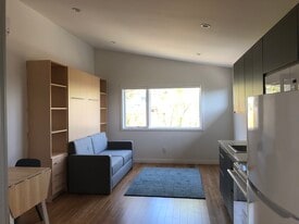 Building Photo - 7439 Terrace Dr