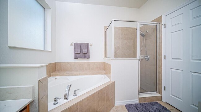 Building Photo - 2528 Dharma Cir