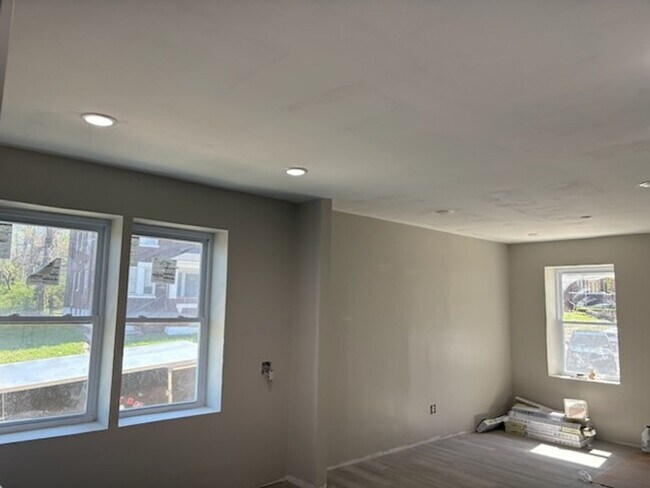 Building Photo - Charming 1BR Apartment in Saint Louis