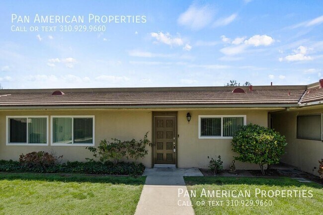 Building Photo - 450 Vista Dr