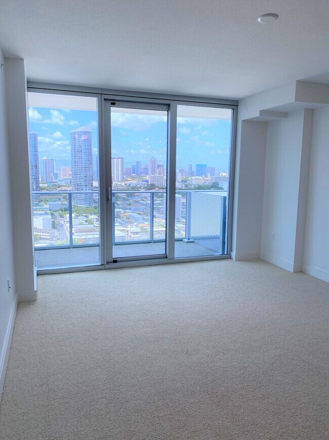 Building Photo - Azure Ala Moana - High Floor One Bedroom