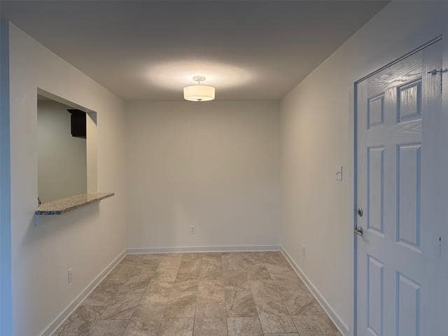 Building Photo - 511 Wood Dr