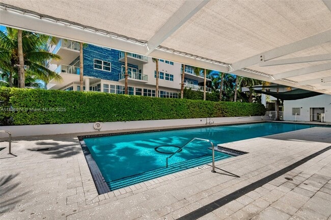 Building Photo - 6103 Aqua Ave