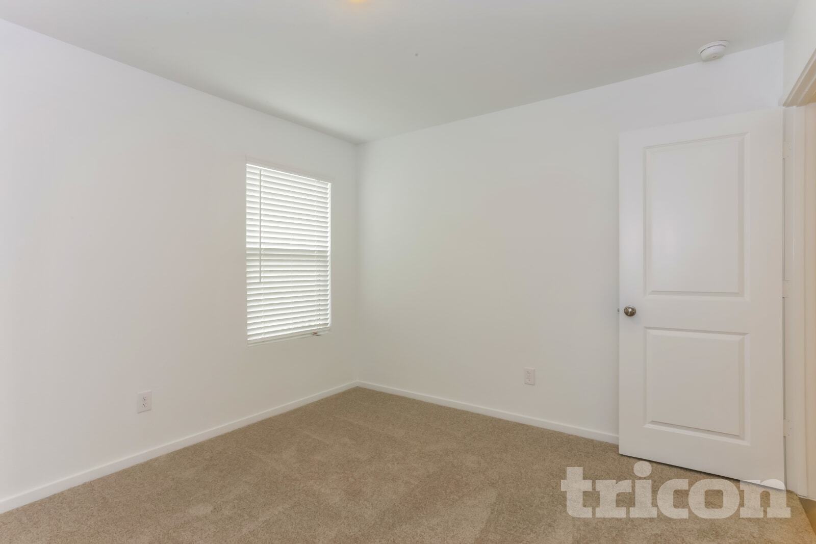 Building Photo - 15248 Bullfighter Blvd