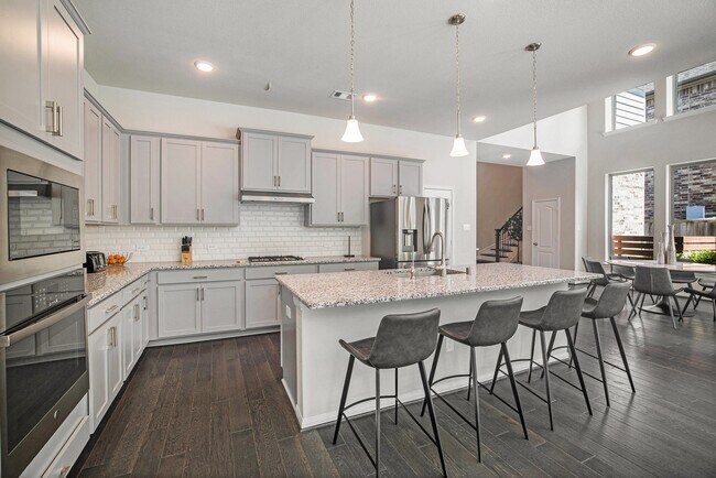 Building Photo - 206 Liatris Ct