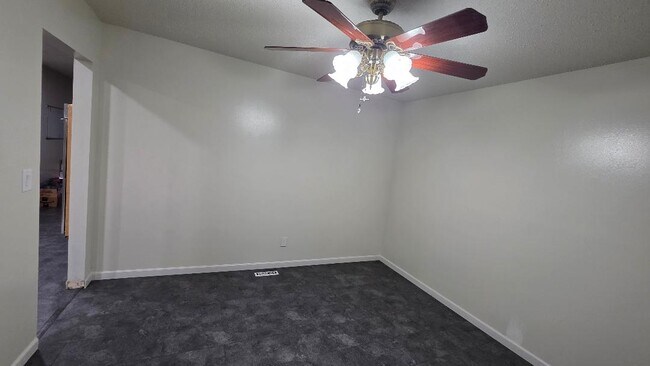 Building Photo - 6116 Blackberry Meadow Ln