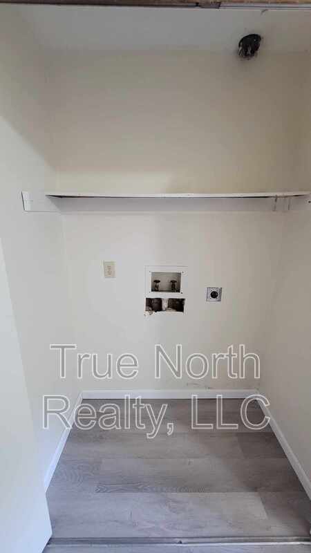 Building Photo - 3102 Jackielane Dr