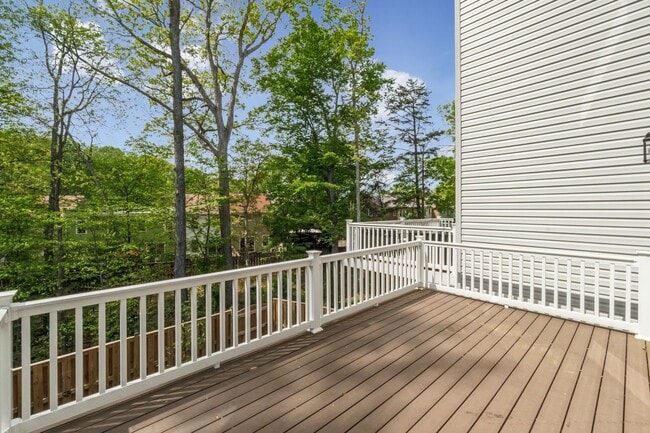 Building Photo - Lukas Park, Over 2000 Square Feet, Nearly New Build... Everything you want all in one! Come see f...