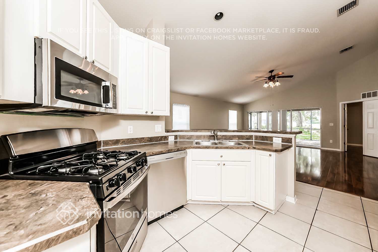 Building Photo - 6651 Cambridge Park Dr