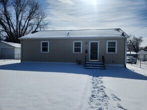 Building Photo - 2 BR, 1 BA home for rent